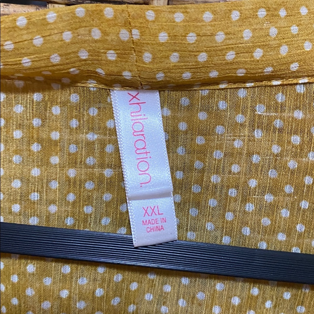 EUC Xhilaration dark, yellow gold, white, mini polkadot kitty bow blouse top XXL - Picture 6 of 8